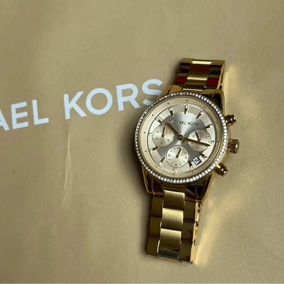 Used Michael Kors Gold-Tone Chronograph Watch  display picture 3